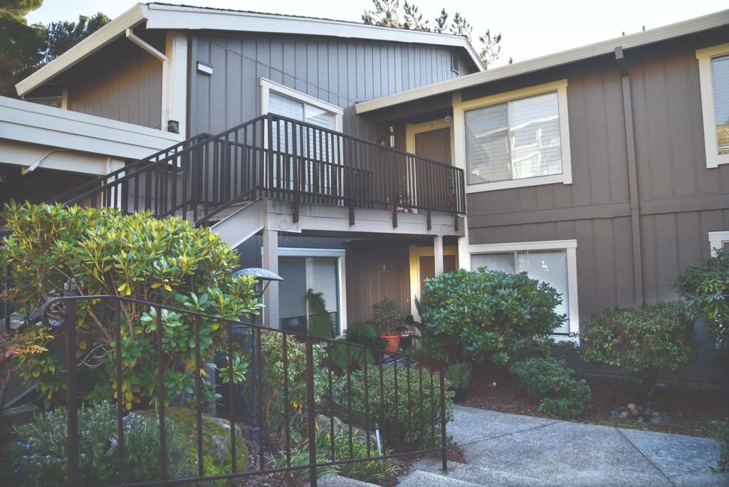 Mariposa condo