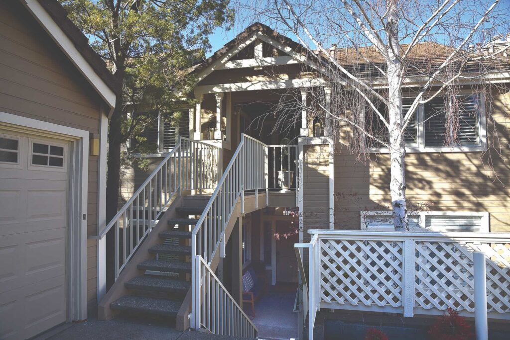 Montrose condo
