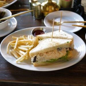 Sandwich GoldenPear1